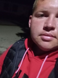 Martin, 25 �ves t�rskeres� f�rfi, B�k�scsaba