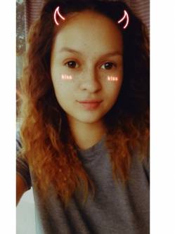 Marika, 22 �ves t�rskeres� n�, Szelev�ny