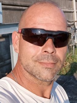 Pisti, 39 éves társkereső férfi, Cegléd
