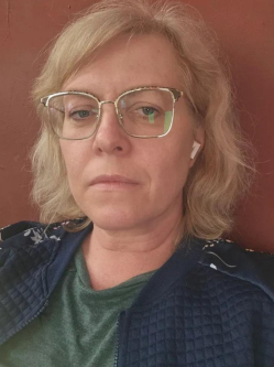 �va, 47 �ves t�rskeres� n�, Tatab�nya