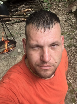 Zoltán, 46 éves társkereső férfi, Tárkány