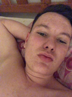 Botond, 25 �ves t�rskeres� f�rfi, Nemesb�k