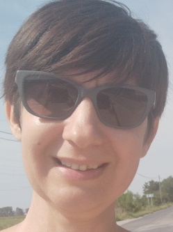 Kriszti, 50 �ves t�rskeres� n�, H�dmez�v�s�rhely