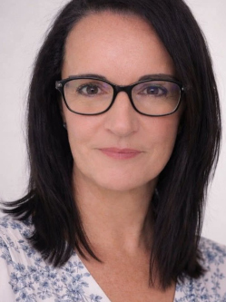 Eva, 52 �ves t�rskeres� n�, Tiszak�cske