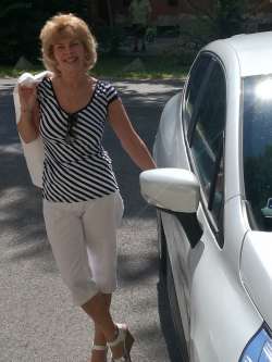Gabriella, 61 �ves t�rskeres� n�, Budapest
