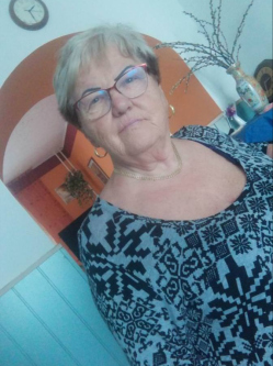 Zs�ka, 76 �ves t�rskeres� n�, Koml�