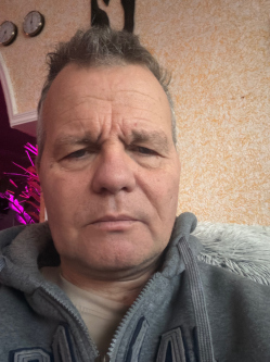 Zsolt, 55 �ves t�rskeres� f�rfi, Szigetszentmikl�s