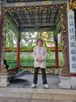 Zsuzsanna, 68 �ves t�rskeres� n�, Monor