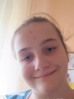 Lili, 20 �ves t�rskeres� n�, B�k�scsaba