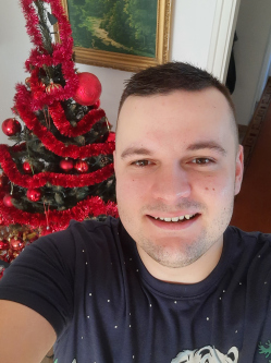 Patrik, 27 �ves t�rskeres� f�rfi, Kapuv�r