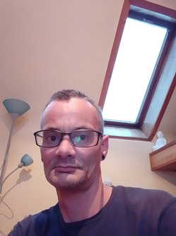 G�bor, 43 �ves t�rskeres� f�rfi, Kaposv�r