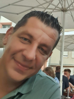 Zoli, 47 �ves t�rskeres� f�rfi, Rajna-vid�k-Pfalz