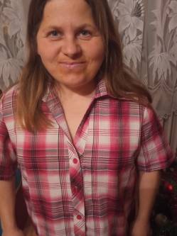 Judit, 40 �ves t�rskeres� n�, Asz�d