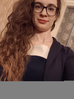 Jucus, 25 �ves t�rskeres� n�, P�csony