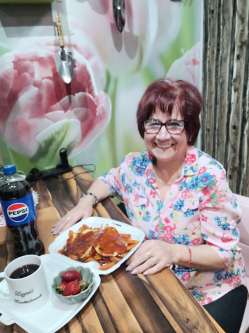 Zs�ka, 69 �ves t�rskeres� n�, Rajka