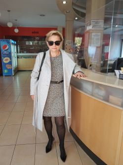 Zsuzsanna, 67 �ves t�rskeres� n�, Ajka