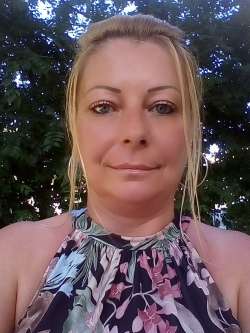 Icu, 50 �ves t�rskeres� n�, Hajd�n�n�s