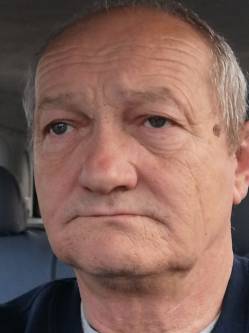 J�zsef, 69 �ves m�travereb�lyi t�rskeres� f�rfi