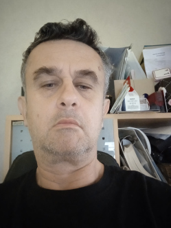 L�szl�, 55 �ves t�rskeres� f�rfi, P�cs