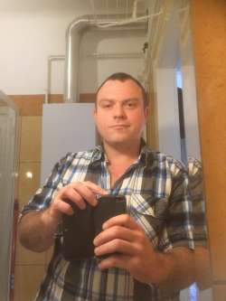 Feri, 35 �ves t�rskeres� f�rfi, Mosonszentmikl�s