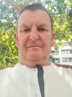 Igor, 61 �ves t�rskeres� f�rfi, M�r
