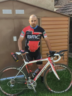 Balázs, 44 éves társkereső férfi, Peresznye