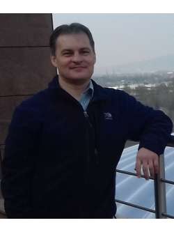 Attila, 53 �ves t�rskeres� f�rfi, Csongr�d