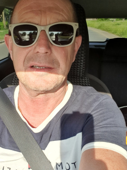Csaba, 62 �ves t�rskeres� f�rfi, Tokaj