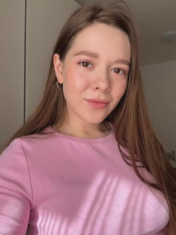 No�mi, 24 �ves t�rskeres� n�, B�k�scsaba