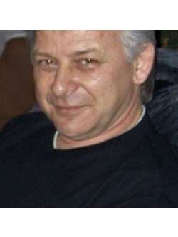 Zoli, 66 �ves t�rskeres� f�rfi, Budapest