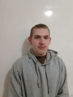 David, 22 �ves t�rskeres� f�rfi, B�k�scsaba