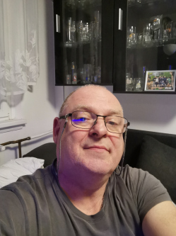 Tam�s, 60 �ves t�rskeres� f�rfi, Sopron
