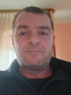 Dan, 46 �ves t�rskeres� f�rfi, Mosonmagyar�v�r