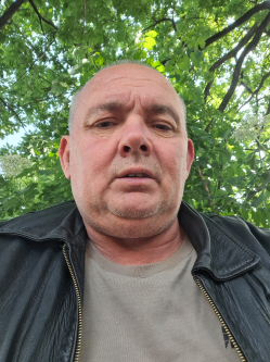 J�zsi, 61 �ves t�rskeres� f�rfi, Szigetszentmikl�s
