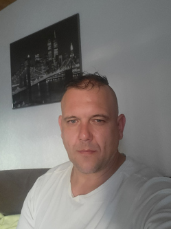 Henrik, 42 éves társkereső férfi, Polgárdi