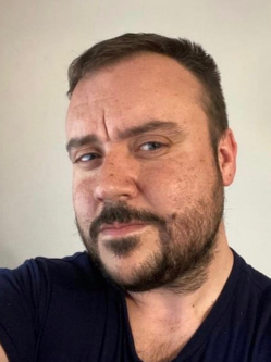 Gergely, 38 �ves t�rskeres� f�rfi, Budapest