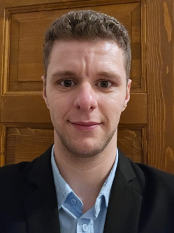 Szabolcs, 27 �ves t�rskeres� f�rfi, Lajoskom�rom
