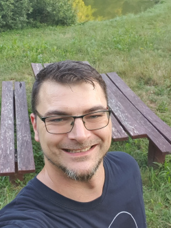 Andr�s, 37 �ves t�rskeres� f�rfi, Zalaegerszeg