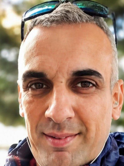 Ayhan, 37 �ves t�rskeres� f�rfi, �szak-Brabant (Noord-Brabant)
