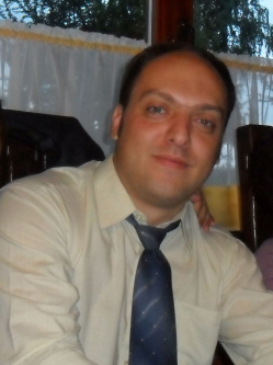 Roland, 44 �ves t�rskeres� f�rfi, Balatonbogl�r
