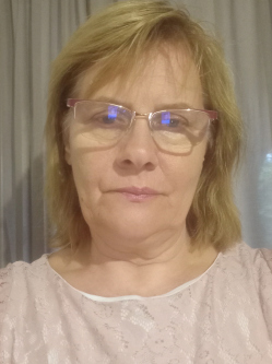 �vi, 65 �ves t�rskeres� n�, Kecskem�t