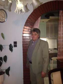 Maresz, 67 �ves t�rskeres� f�rfi, Kisk�r�s