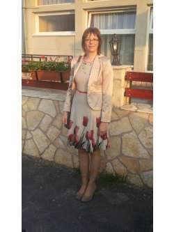 Piri, 57 �ves t�rskeres� n�, Sopron