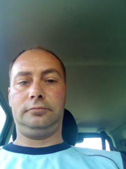 Misi, 44 �ves t�rskeres� f�rfi, Nagyecsed