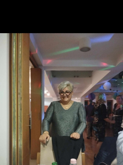 T�ndi, 56 �ves v�rpalotai t�rskeres� n�