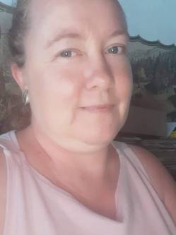 Erika, 50 �ves t�rskeres� n�, Tarpa