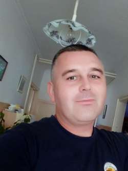Tibor, 50 �ves t�rskeres� f�rfi, Mogyor�d