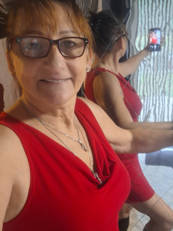 Aranka, 59 �ves t�rskeres� n�, Kunpesz�r