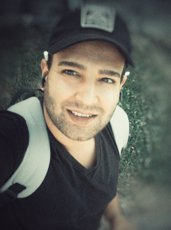 Erik, 28 �ves t�rskeres� f�rfi, Terpes