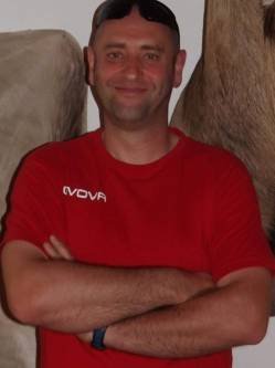 Kornelio, 50 �ves t�rskeres� f�rfi, Kaposv�r